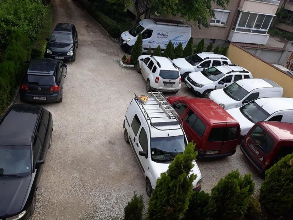 Отель Hotel Mirage Pleven Плевен