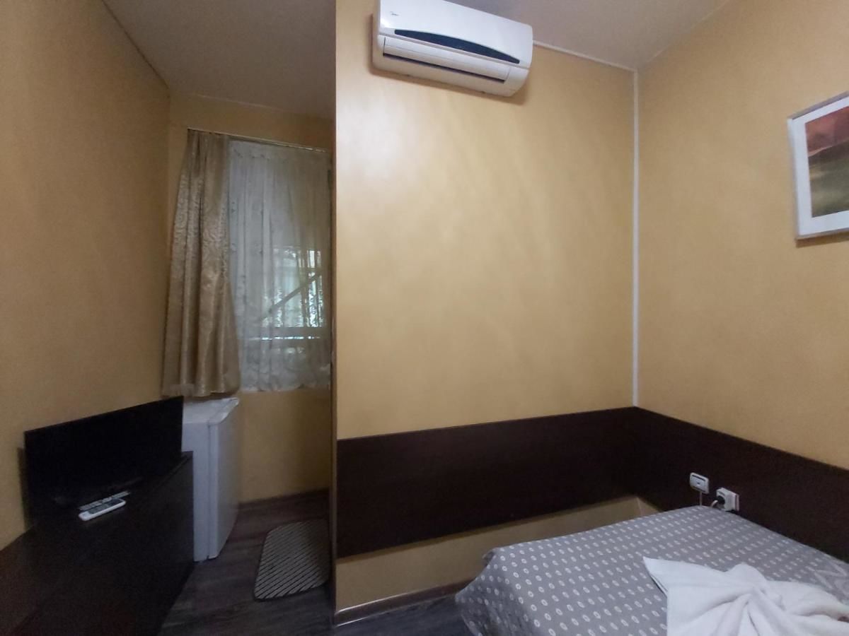 Отель Hotel Mirage Pleven Плевен