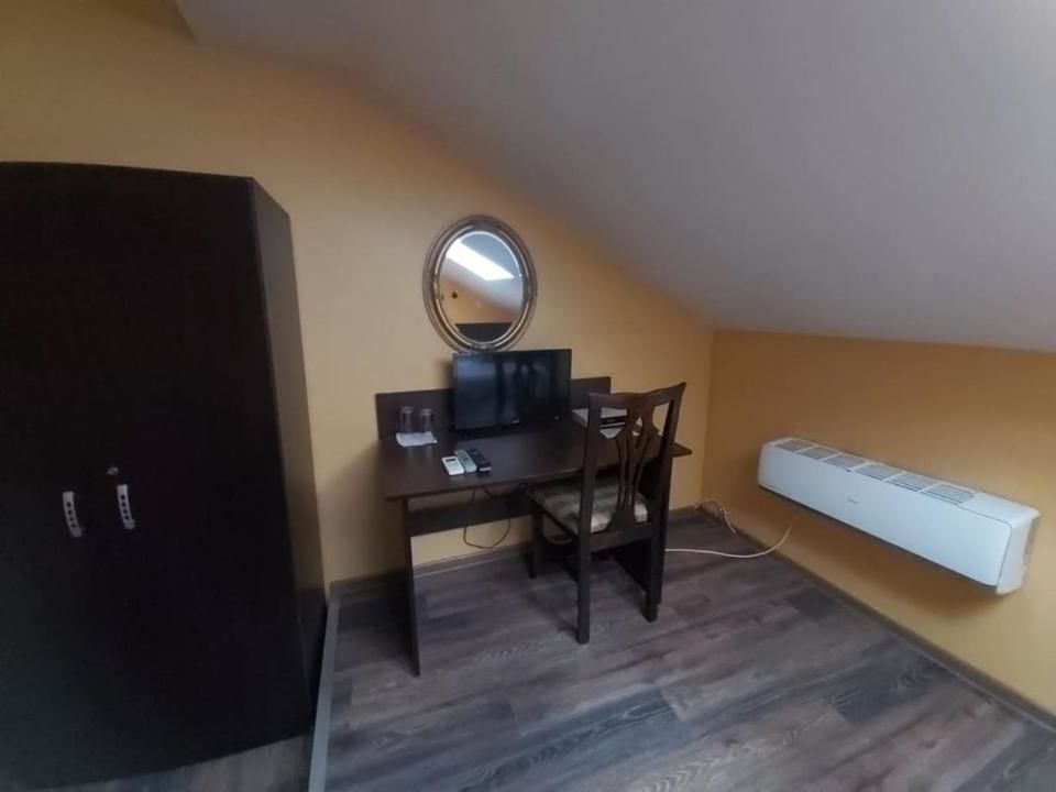 Отель Hotel Mirage Pleven Плевен